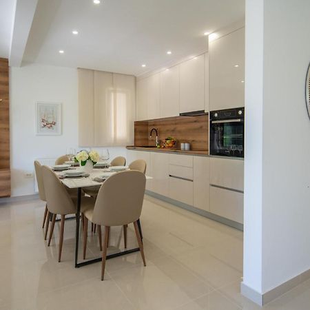 Garden Apartment Pakostane Luaran gambar